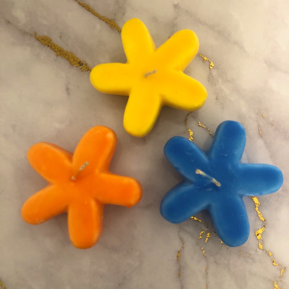 Set of 3 Vintage Y2K Hippie Flower Candles